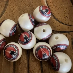 16mm- Football Patriots bubblegum bead
